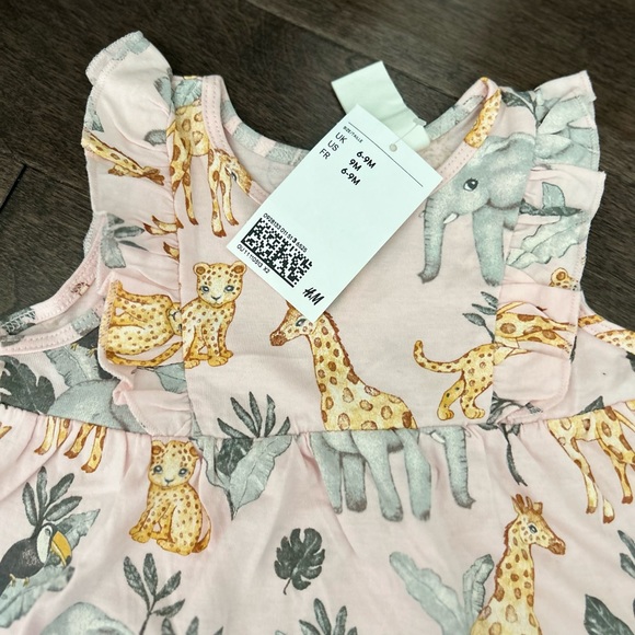 🌸 NWT Baby Girl Onesie set/ safari Dress / blue bunny Romper Lot of 3 - Picture 2 of 8